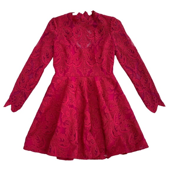 Saylor Red Raspberry Rita Lace dress - Picture 3 of 15